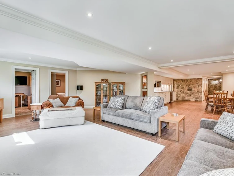 690 York Road, Hamilton, ON, L9H 5X1 - 18