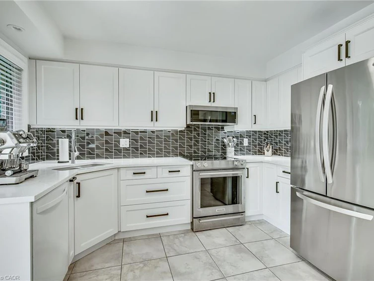 2174 Bader Crescent, Burlington, ON, L7P 4N5 - 12