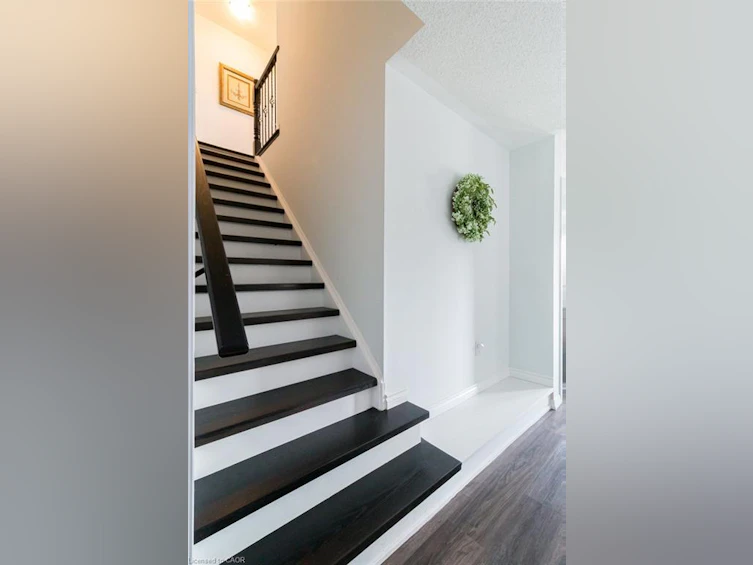 668 Sellers Path, Milton, ON, L9T 0P6 - 6