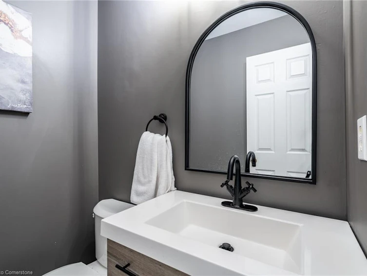 1689 Kerns Road, Burlington, ON, L7P 4V6 - 21