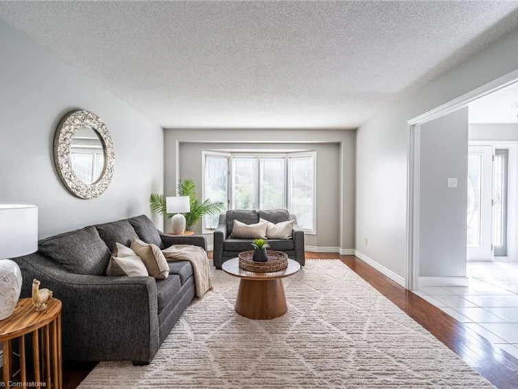 1689 Kerns Road, Burlington, ON, L7P 4V6 - 9