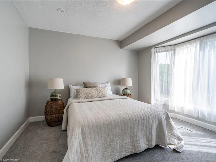 1689 Kerns Road, Burlington, ON, L7P 4V6 - 32