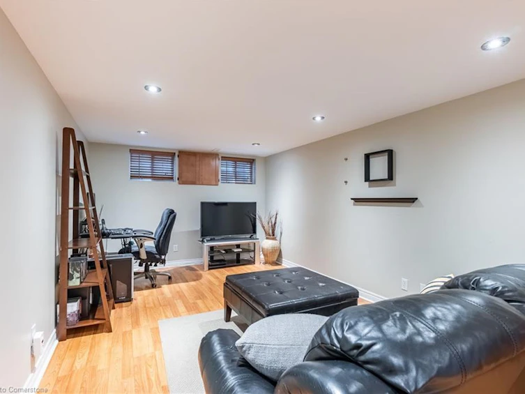 1375 Christina Court, Burlington, ON, L7P 2V8 - 29