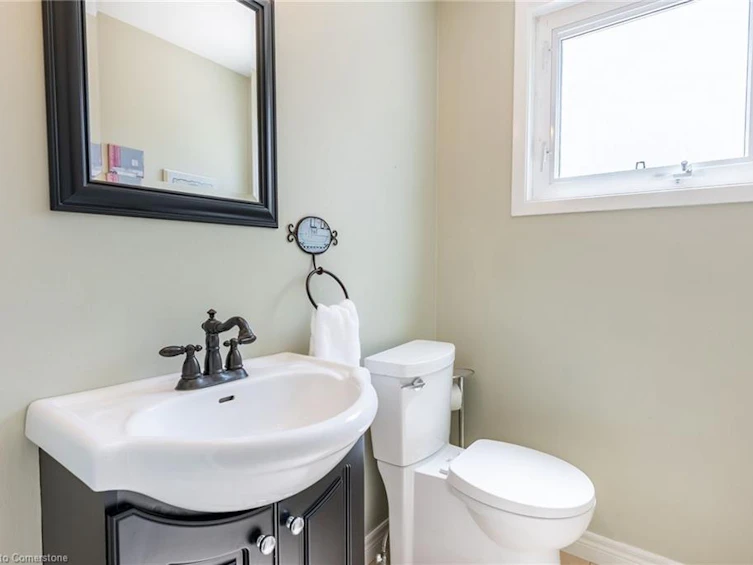 1375 Christina Court, Burlington, ON, L7P 2V8 - 16