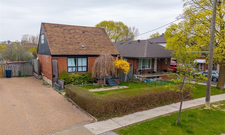 65 Barrhead Crescent