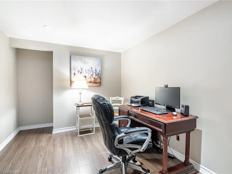 12 Bloomsbury Court, Hamilton, ON, L9G 4L6 - 31