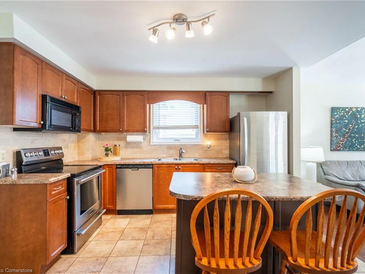 12 Bloomsbury Court, Hamilton, ON, L9G 4L6 - 13
