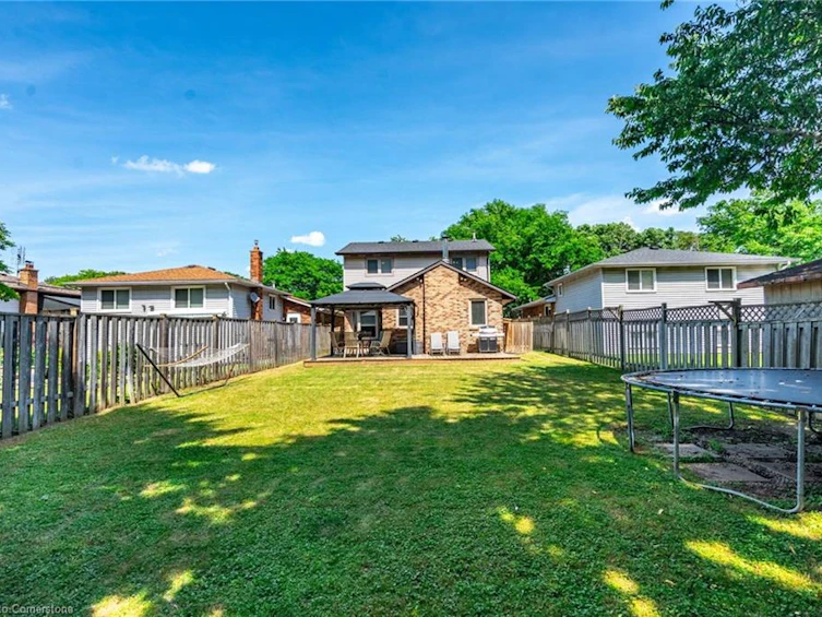 12 Bloomsbury Court, Hamilton, ON, L9G 4L6 - 38