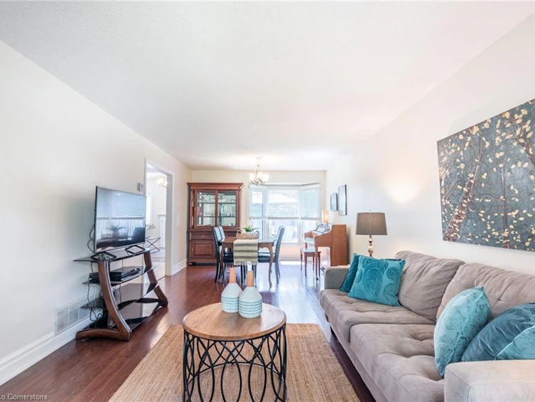 12 Bloomsbury Court, Hamilton, ON, L9G 4L6 - 8