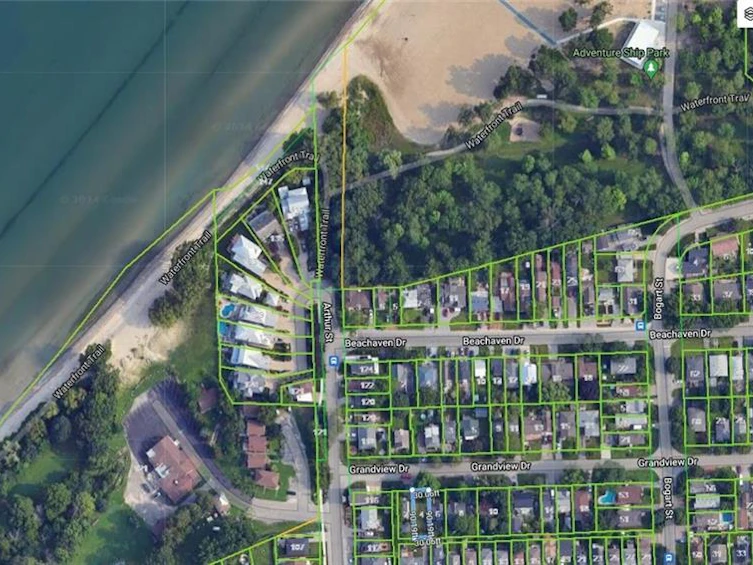 4 Grandview Drive, St. Catharines, ON, L2M 1A8 - 4
