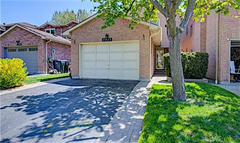 4425 Sawmill Valley Drive, Mississauga, ON, L5H 4J1