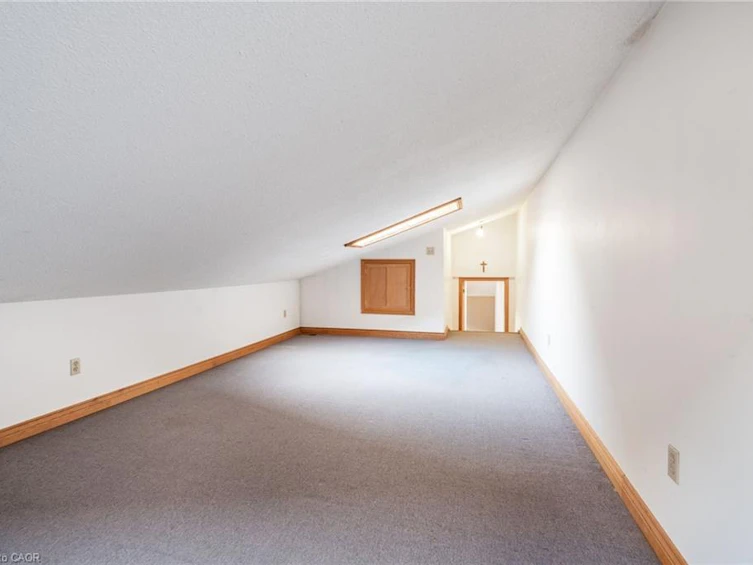 1751 Kirkwall Road, Hamilton, ON, N1R 5S7 - 37