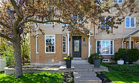 22 Waterford Crescent, Hamilton, ON, L8E 4Z9
