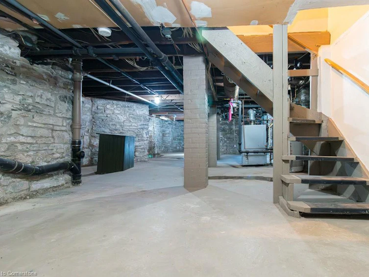 293 Park Street S, Hamilton, ON, L8P 3G5 - 40