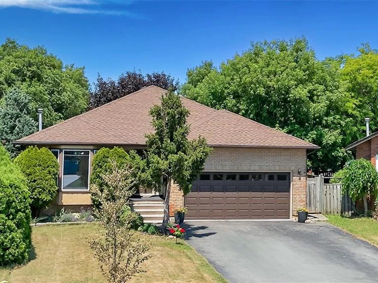 687 Penny Lane, Burlington, ON, L7T 4H9 - 2