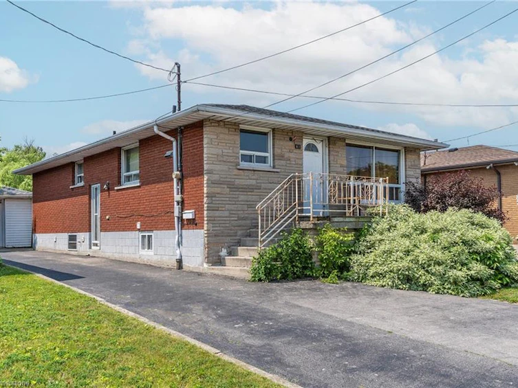 81 Limeridge Road W, Hamilton, ON, L9C 2T9