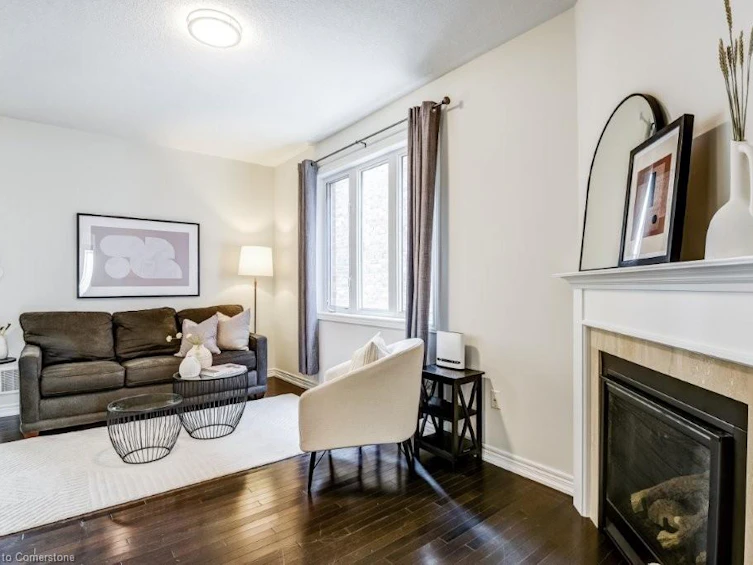 702 Yarfield Crescent, Newmarket, ON, L3X 0H4 - 8