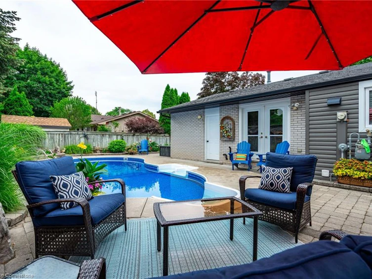 3237 Woodward Avenue, Burlington, ON, L7N 2M6