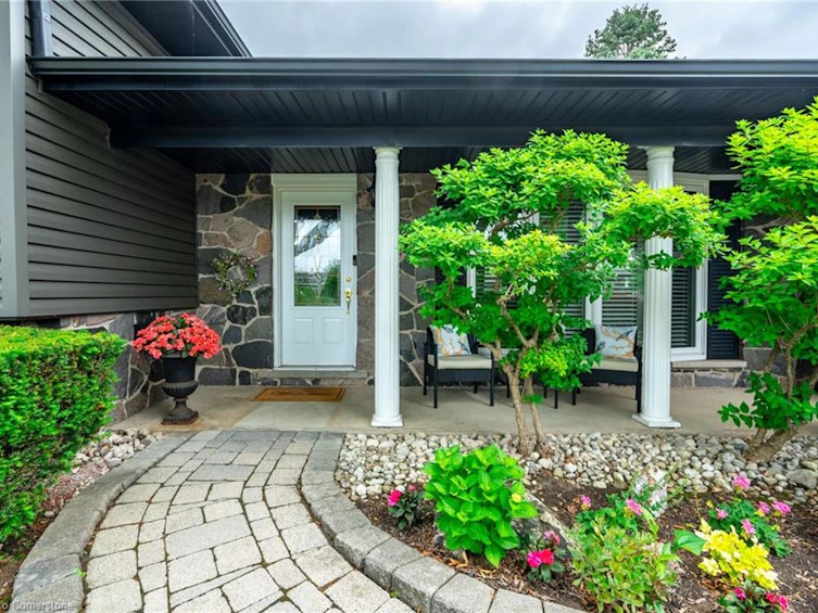 3237 Woodward Avenue, Burlington, ON, L7N 2M6 - 4
