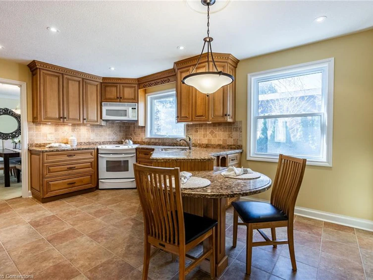 158 Marigold Court, Hamilton, ON, L9G 3M3 - 14