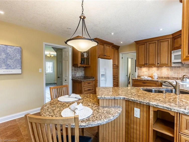 158 Marigold Court, Hamilton, ON, L9G 3M3 - 15