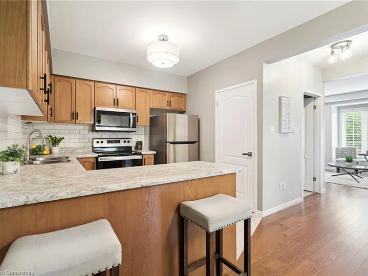 55 Valridge Drive, Hamilton, ON, L9G 4Y7 - 12