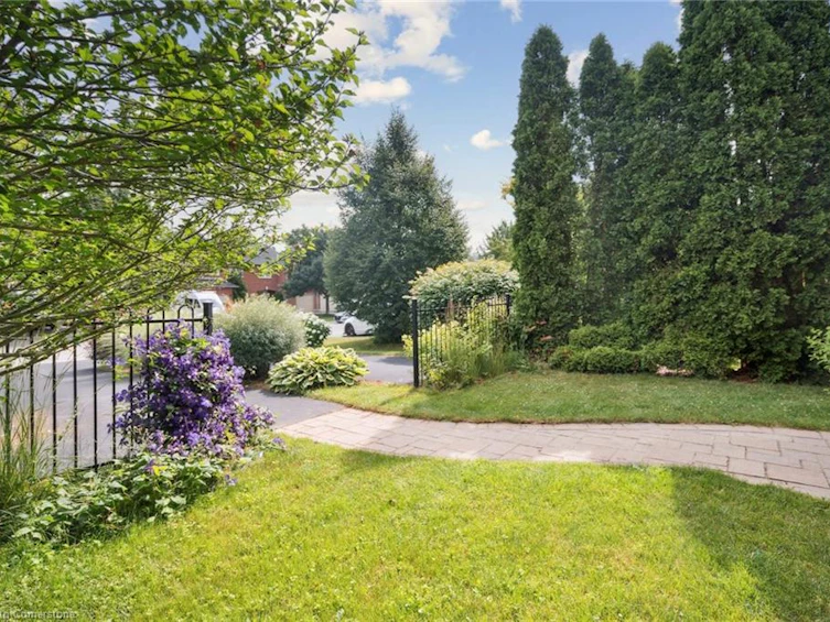 55 Valridge Drive, Hamilton, ON, L9G 4Y7 - 25