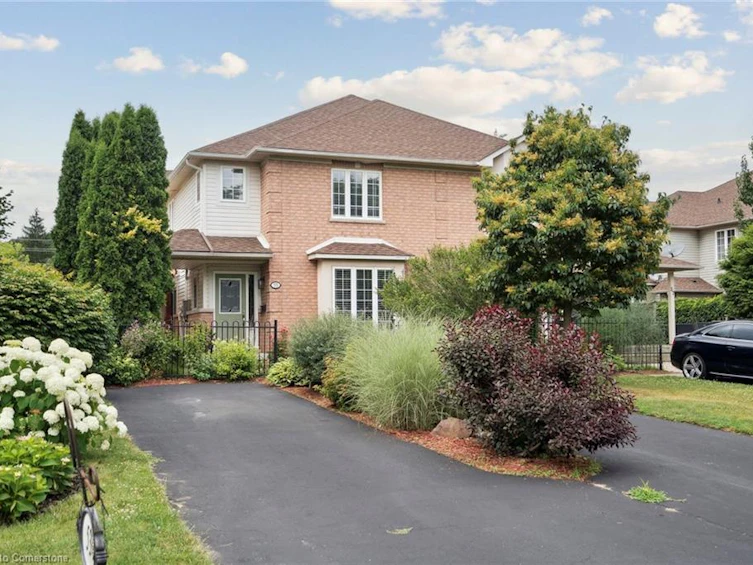 55 Valridge Drive, Hamilton, ON, L9G 4Y7
