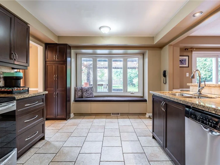 24 Vance Crescent, Hamilton, ON, L8B 0B7 - 11