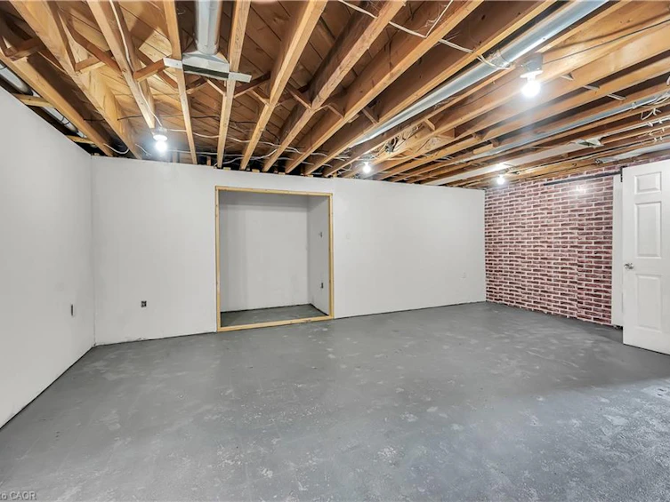 471 Geneva Street, St. Catharines, ON, L2N 2H4 - 36