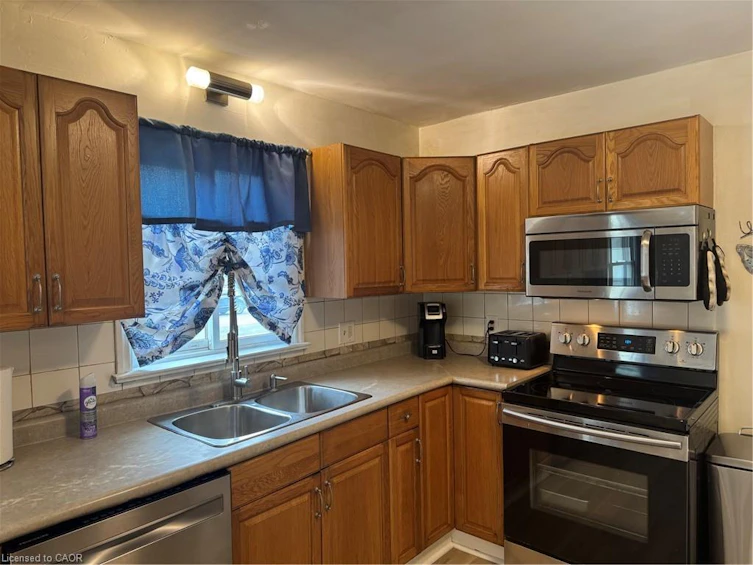 471 Geneva Street, St. Catharines, ON, L2N 2H4 - 7