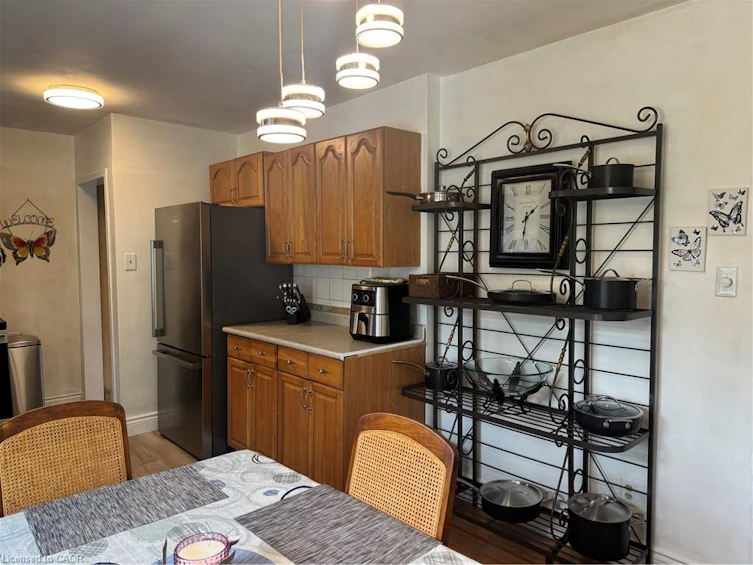 471 Geneva Street, St. Catharines, ON, L2N 2H4 - 9