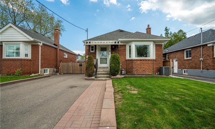11 Speers Avenue