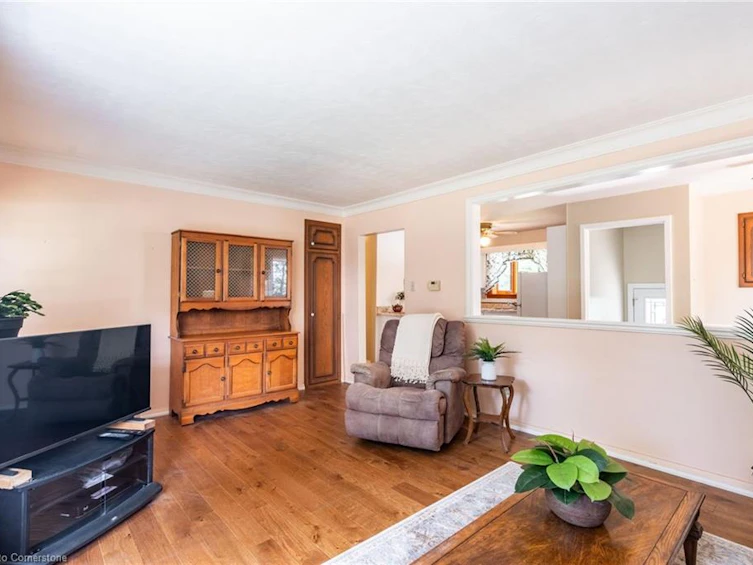80 7th Concession Road E, Hamilton, ON, L8B 1T3 - 7