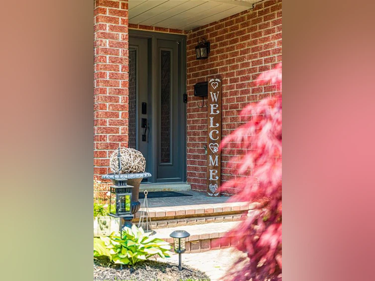 47 Ryans Way, Hamilton, ON, L8B 0H2 - 2