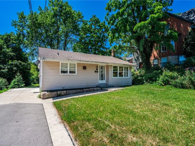 70 Flamboro Street, Hamilton, ON, L0R 2H0 - 3