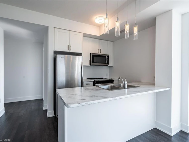 1111-450 Dundas Street E, Hamilton, ON, L8B 1Z2 - 8