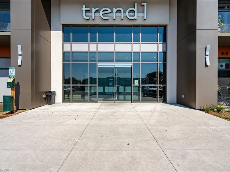 1111-450 Dundas Street E, Hamilton, ON, L8B 1Z2 - 3