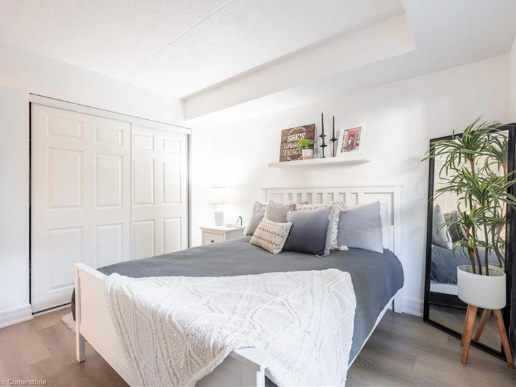 109-2010 Cleaver Avenue, Burlington, ON, L7M 4C1 - 16