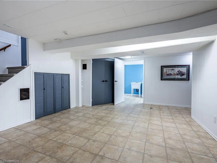 60 Inverness Avenue W, Hamilton, ON, L9C 1A4 - 43