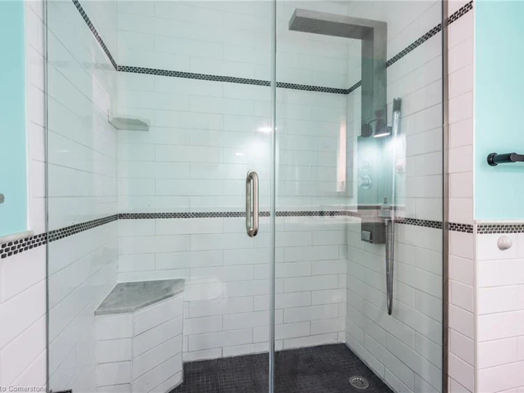 60 Inverness Avenue W, Hamilton, ON, L9C 1A4 - 42