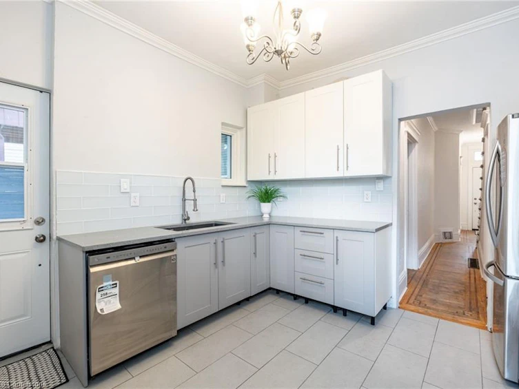 44 Bristol Street, Hamilton, ON, L8L 2V1 - 14