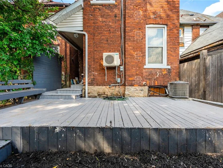 7 1/2 Huron Street, Hamilton, ON, L8L 2S1 - 33