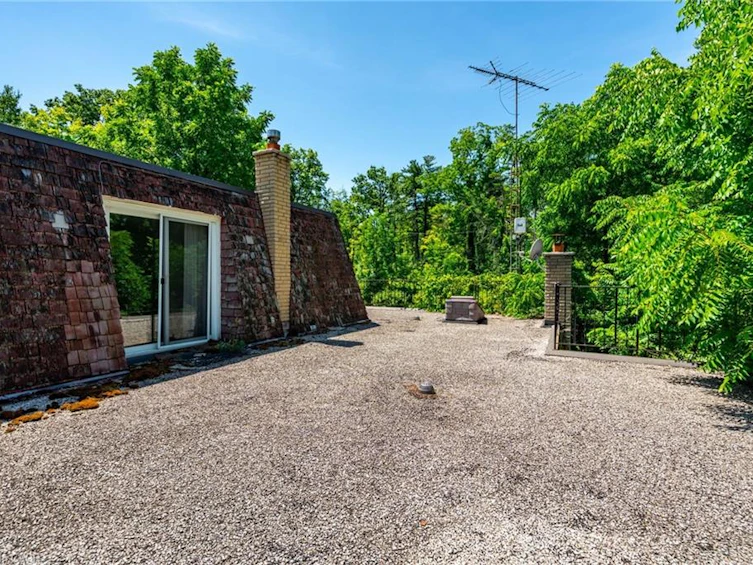 6746 Appleby Line, Burlington, ON, L7M 0P7 - 12