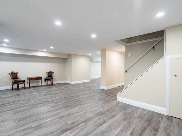 2329 Sharron Street, Burlington, ON, L7R 1W8 - 36