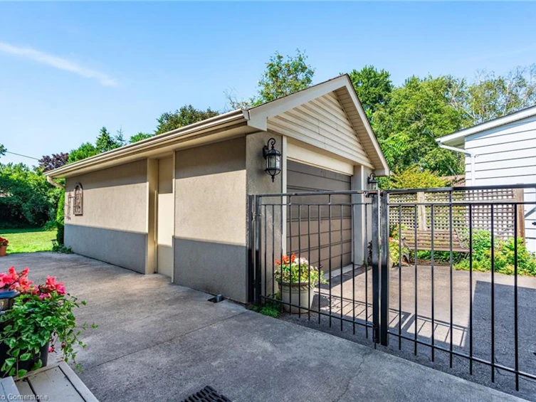 2329 Sharron Street, Burlington, ON, L7R 1W8 - 43