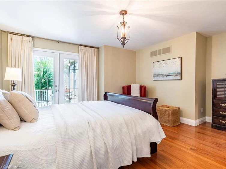 2329 Sharron Street, Burlington, ON, L7R 1W8 - 20