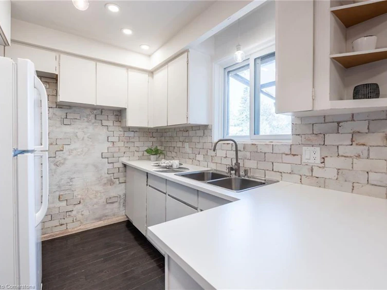 2375 Gareth Road, Mississauga, ON, L5B 1Z4 - 32