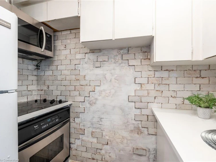 2375 Gareth Road, Mississauga, ON, L5B 1Z4 - 33