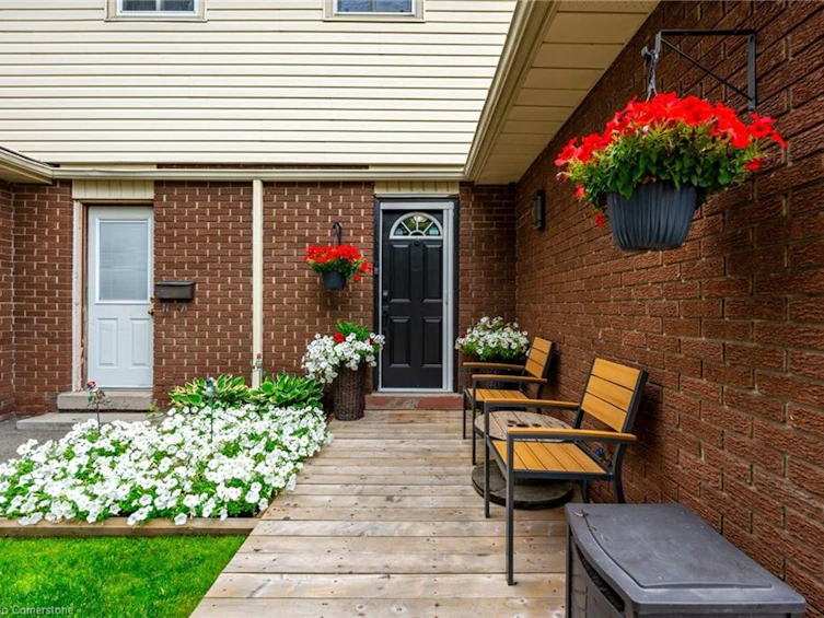 42-1350 Limeridge Road E, Hamilton, ON, L8W 1L6 - 2